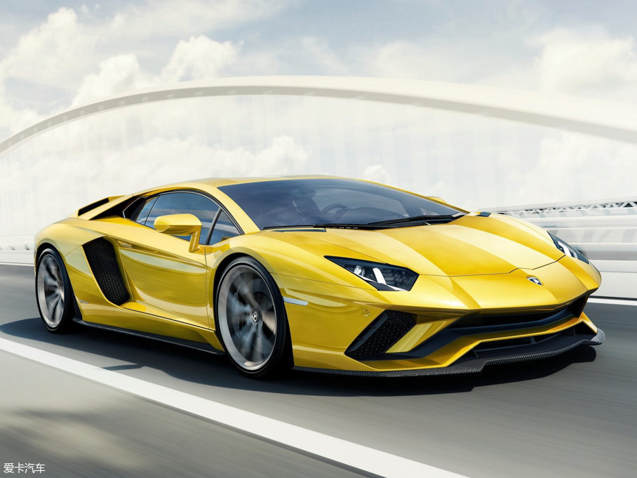 2017Aventador Aventador S