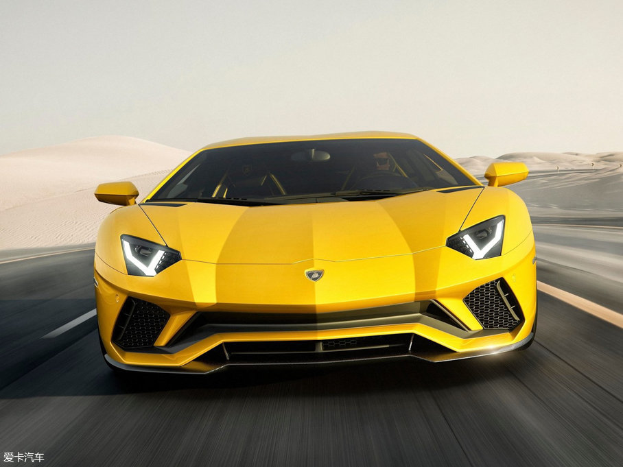 2017Aventador Aventador S
