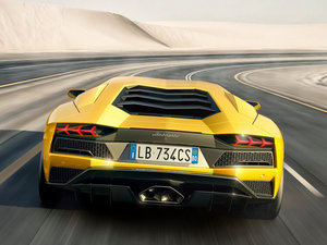 2017A(y)ventador S w^