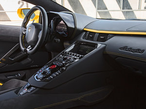 2017Aventador S п؅^