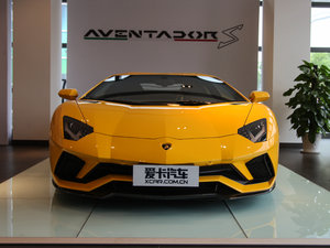 2017款Aventador S 正前