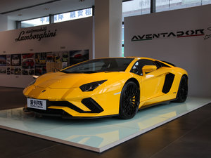 2017款Aventador S 左前45度