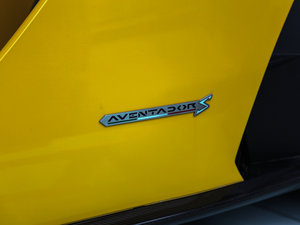 2017A(y)ventador S (x)(ji)^