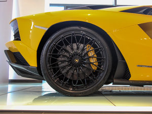 2017款Aventador S 轮圈