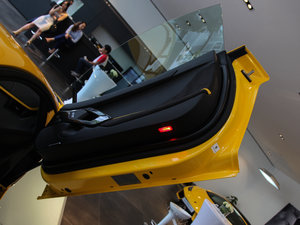 2017A(y)ventador S g