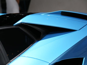 2018Aventador S Roadster ^