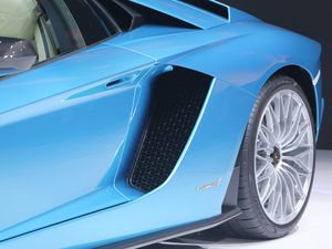 2018Aventador S Roadster ^