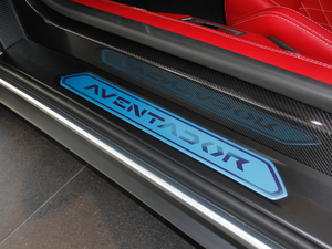 2018Aventador S Roadster g