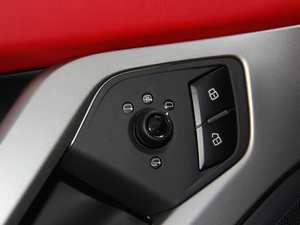 2018A(y)ventador S Roadster g