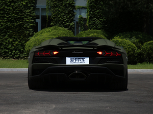 2018Aventador S Roadster ^