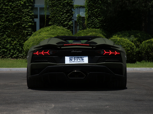 2018Aventador S Roadster ^