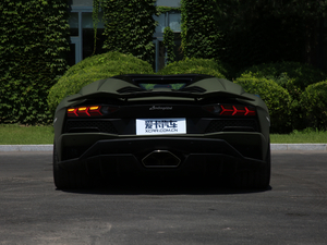 2018Aventador S Roadster ^