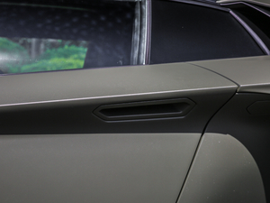 2018Aventador S Roadster {T