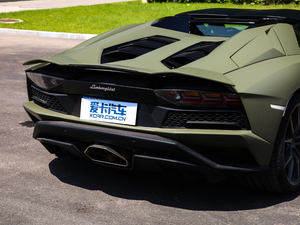 2018Aventador S Roadster ^