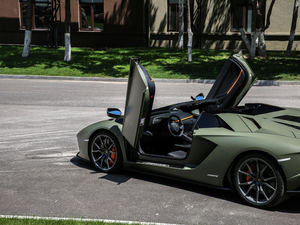 2018Aventador S Roadster ^