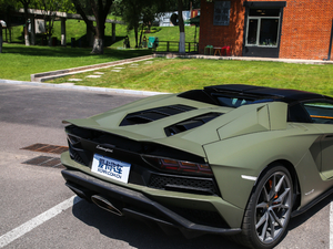 2018Aventador S Roadster ^