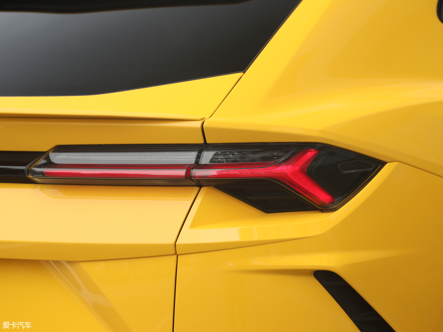 2018Urus 4.0T V8