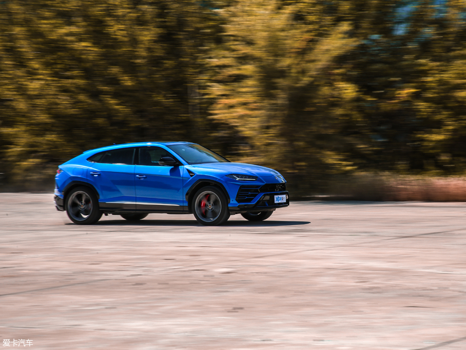 2018Urus 4.0T V8