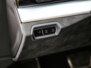 20184.0T V8 п؅^(q)