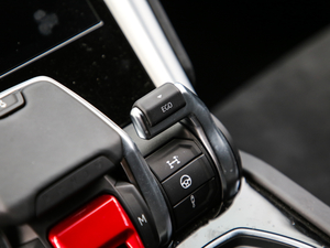 20184.0T V8 п؅^(q)