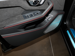 20184.0T V8 ǰT(ch)g