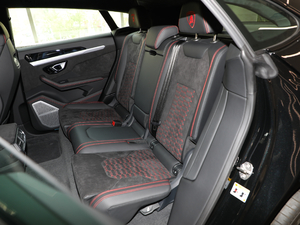2018款4.0T V8 后排座椅