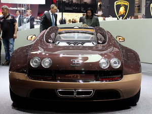 2014��Rembrandt Bugatti ���w���^