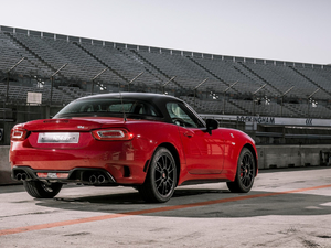 2018Abarth 124 GT 