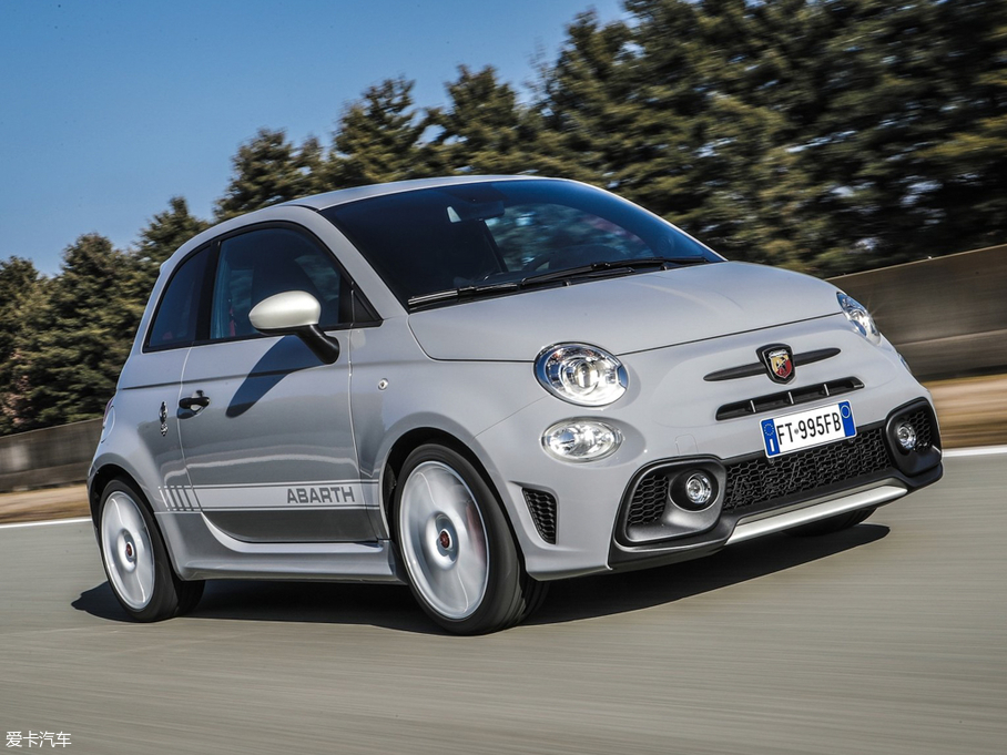 2019Ɓ500 Abarth 595 esseesse