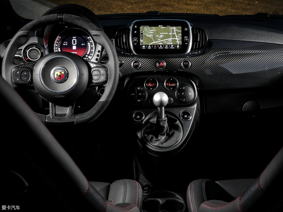 2019Ɓ500 Abarth 595 esseesse