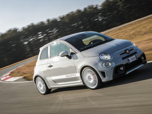 2019Abarth 595 esseesse w^