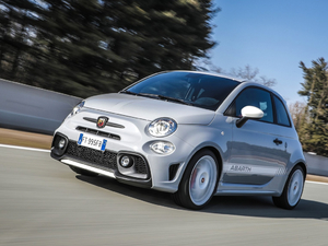 2019Abarth 595 esseesse w^