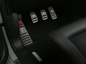 2019款Abarth 595 esseesse 空间座椅