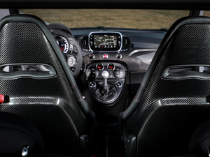 2019款Abarth 595 esseesse 中控区