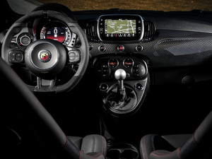 2019款Abarth 595 esseesse 中控区
