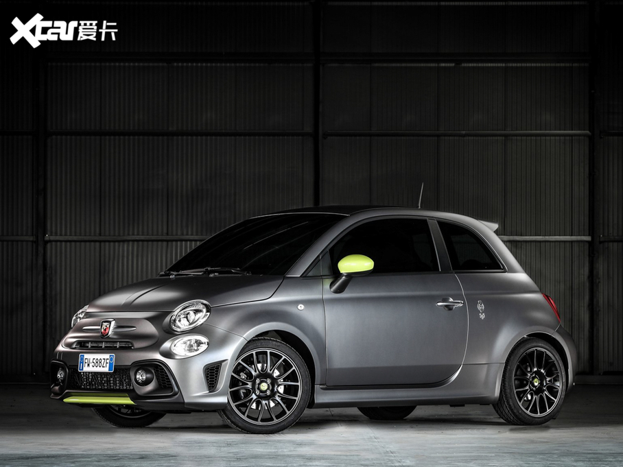 2020Ɓ500  595 Abarth Pista