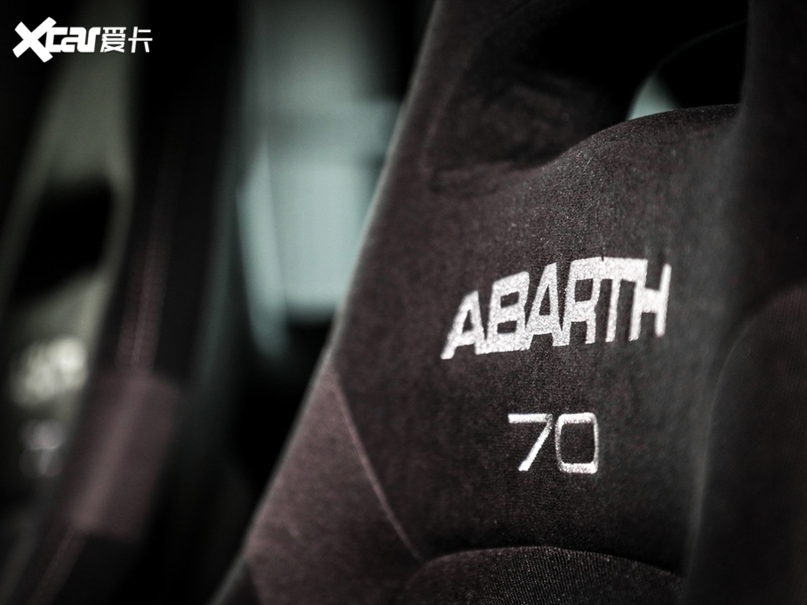 2020Ɓ500  595 Abarth Pista