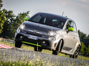 2020 595 Abarth Pista w^