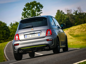 2020 595 Abarth Pista w^