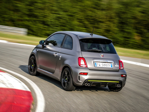 2020 595 Abarth Pista w^