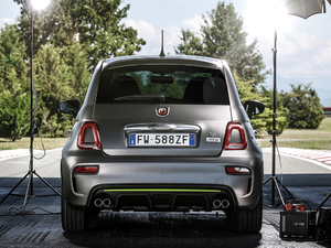 2020款 595 Abarth Pista 整体外观
