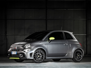 2020款 595 Abarth Pista 整体外观