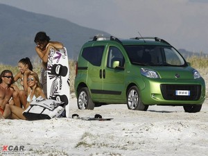 2009ƁFiorino Qubo w^