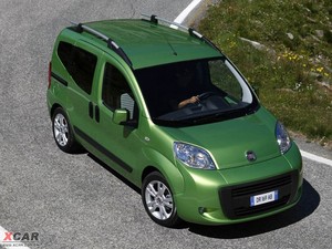 2009ƁFiorino Qubo w^