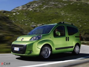 2009ƁFiorino Qubo w^