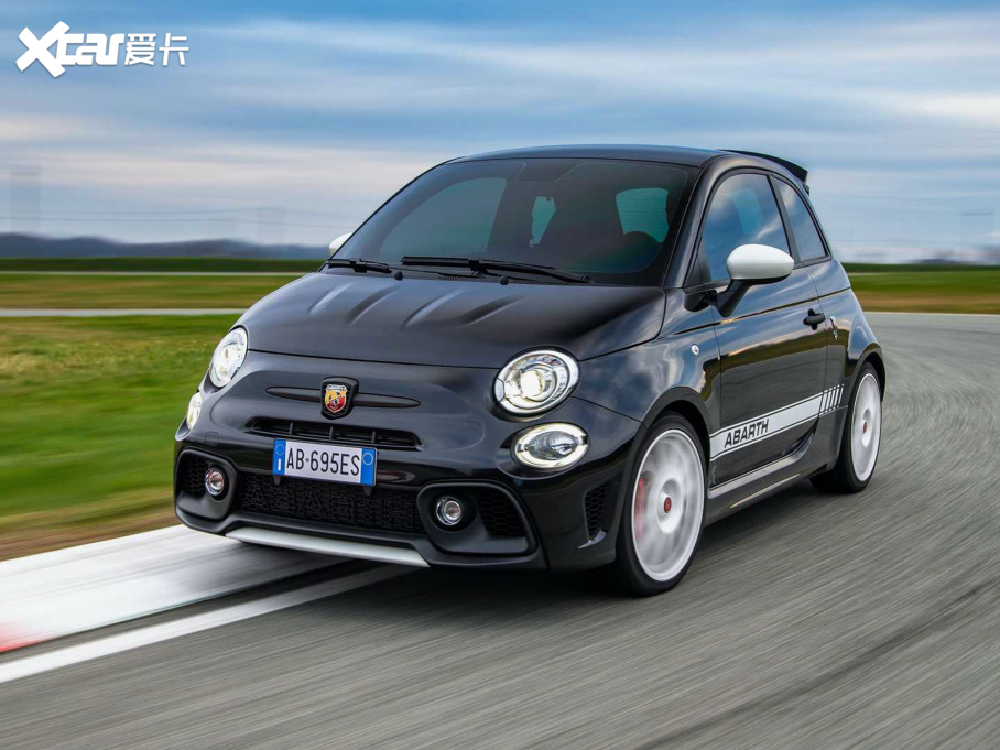 2021Ɓ500 695 Abarth Esseesse Collectors Edition