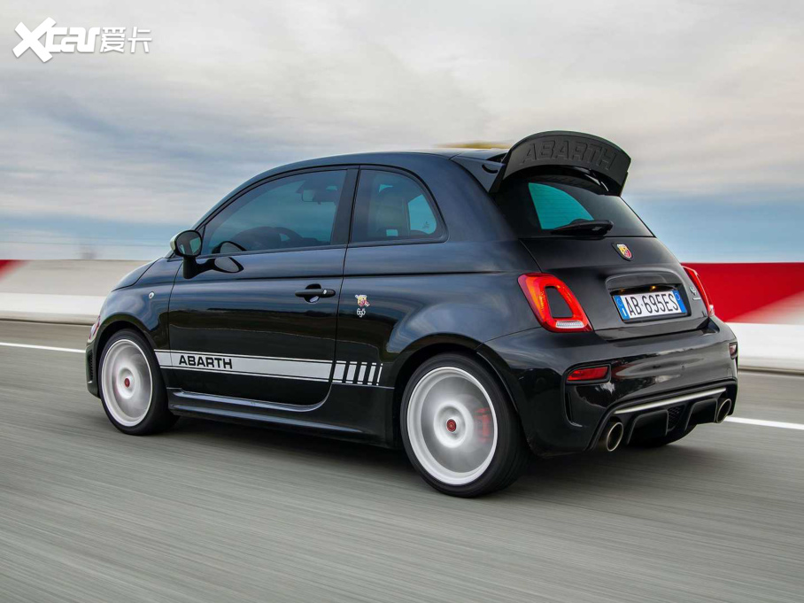 2021Ɓ500 695 Abarth Esseesse Collectors Edition