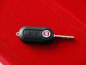 20111.4T Ԅ\Ӱ ܇耳