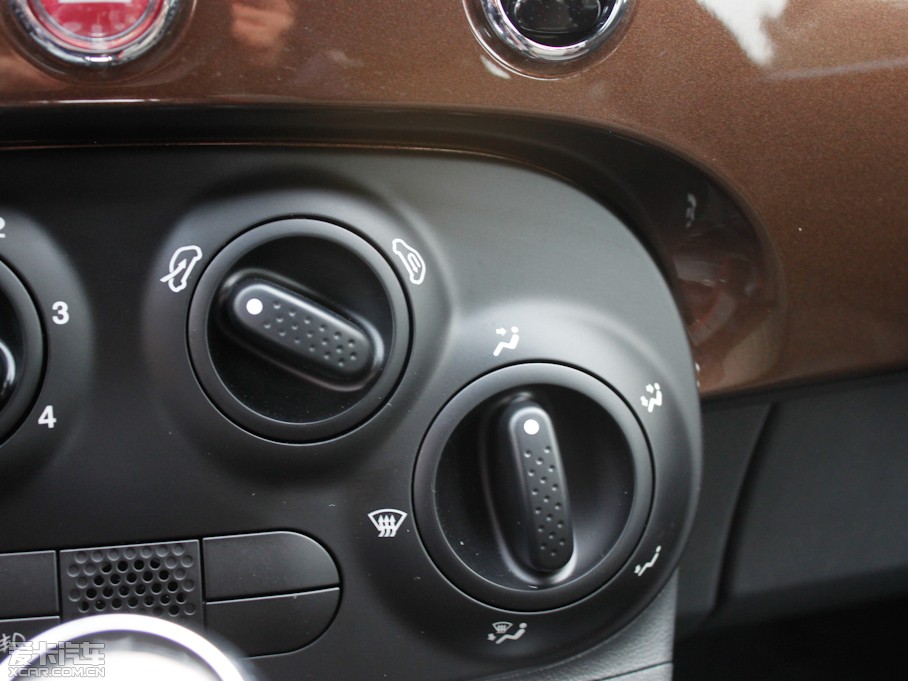 2011Ɓ500 1.4L \(yn)(dng)