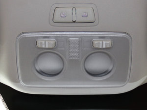 2012款1.4L 时尚版 空间座椅